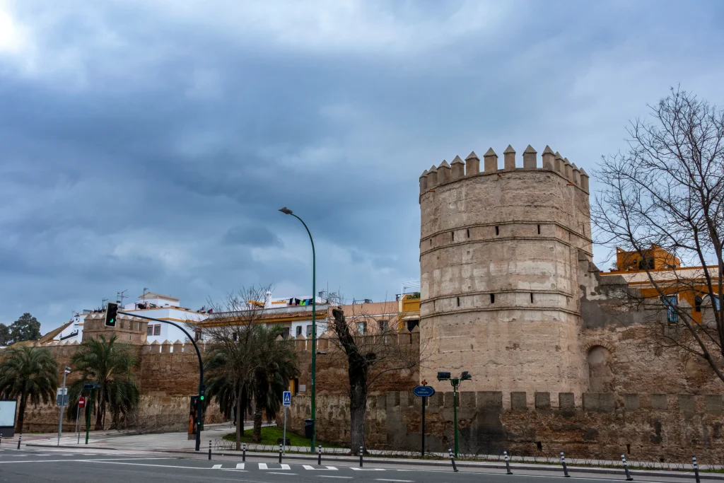 Muralla de Sevilla. Barrio de Triana. Guiandote por Sevilla